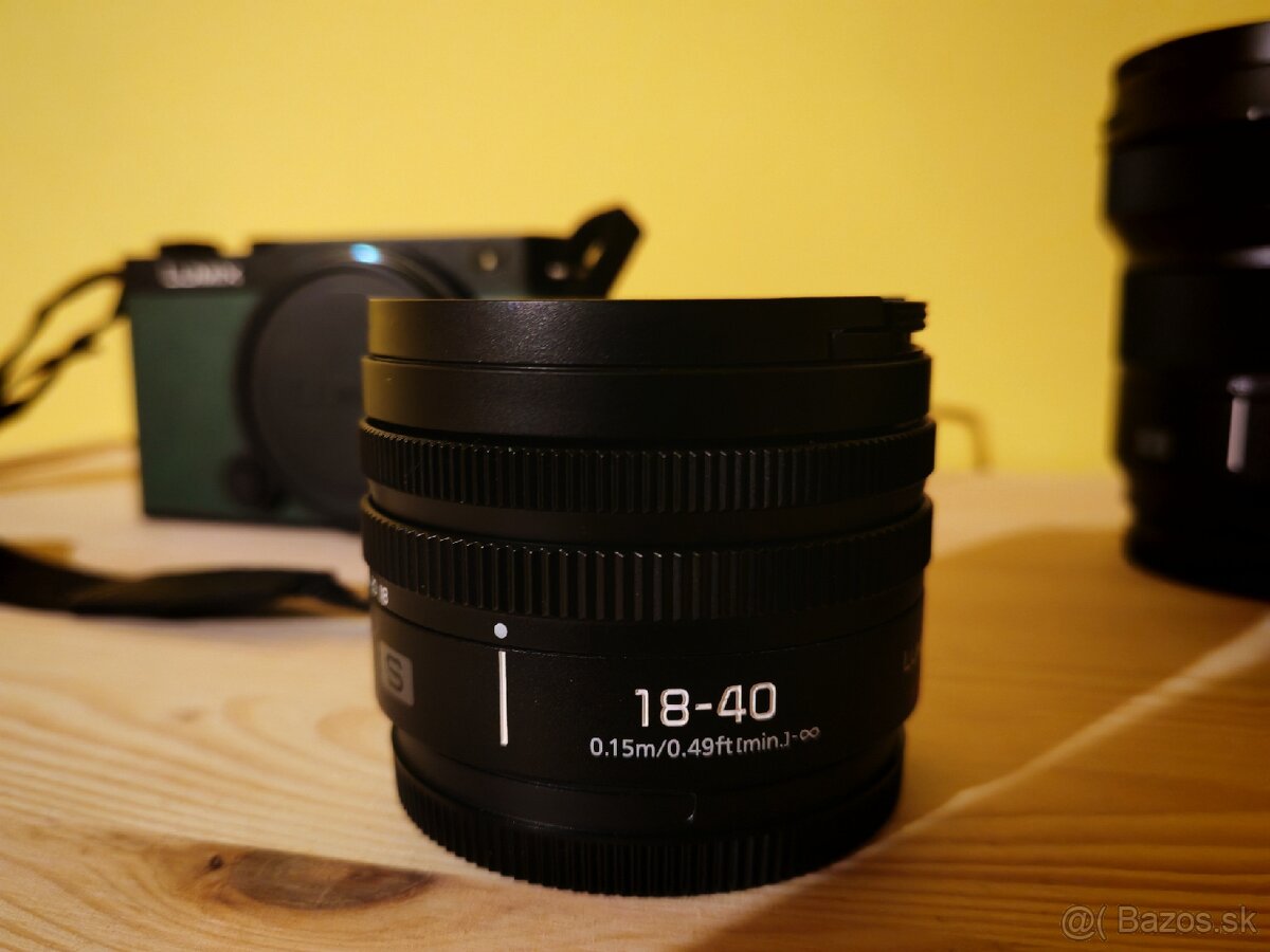 Panasonic Lumix dc-s9 + lumix s 18-40 mm f/4.5-6.3 zelený - 3