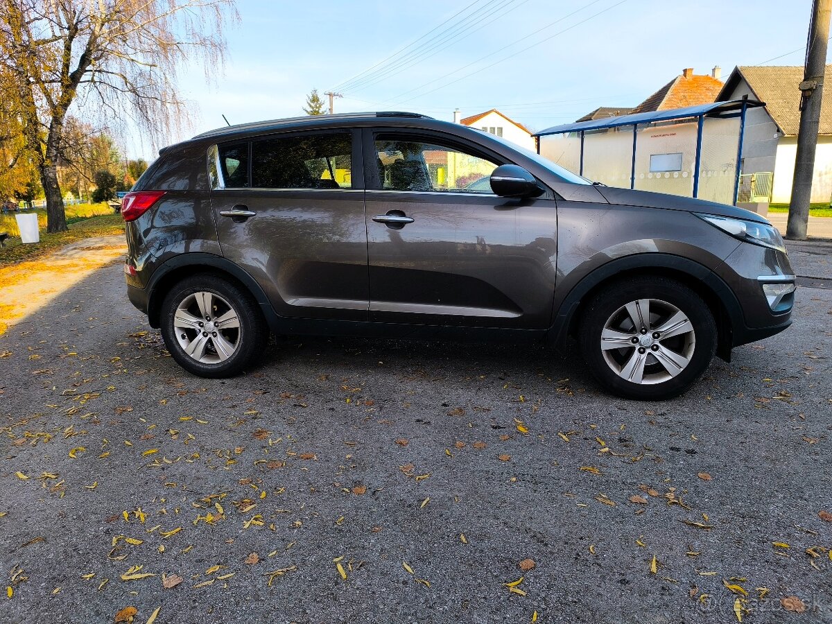 KIA SPORTAGE 1,7 CRDi 85 KW - 3