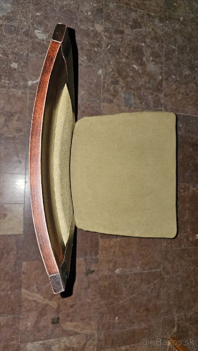 Jedálenská stolička - 3