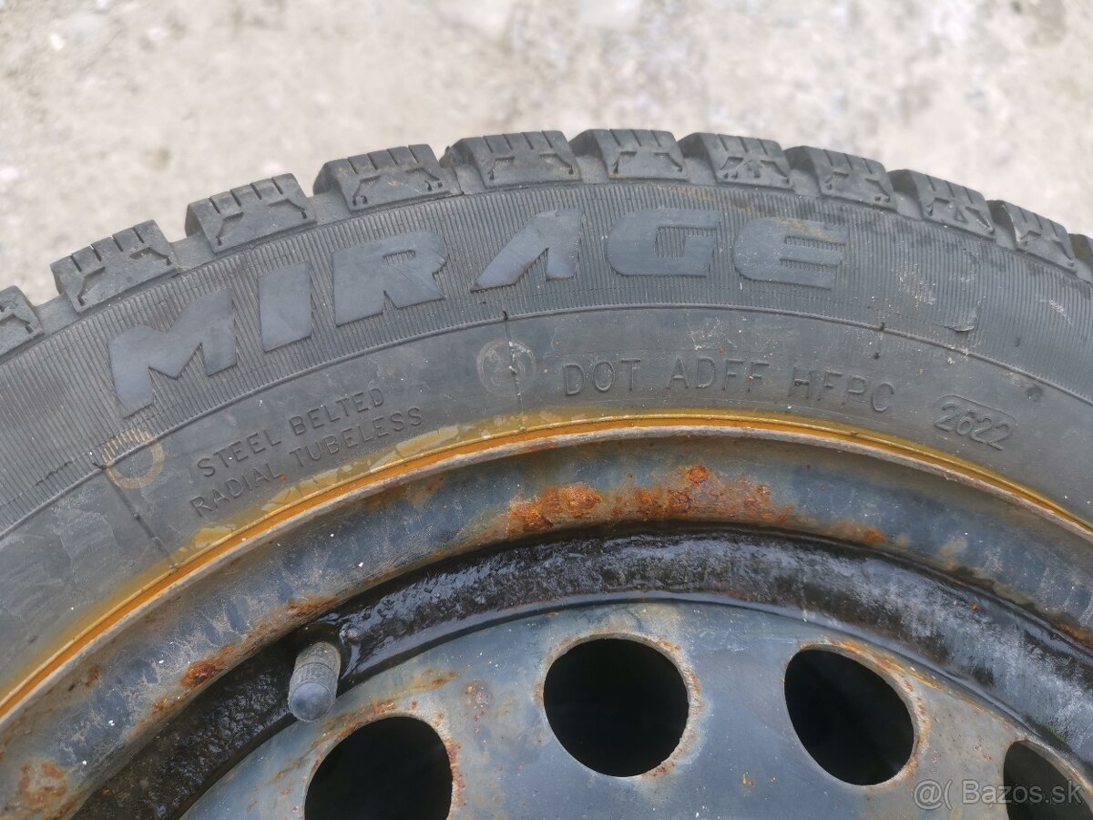 Predám zimné pneumatiky R14 - 3