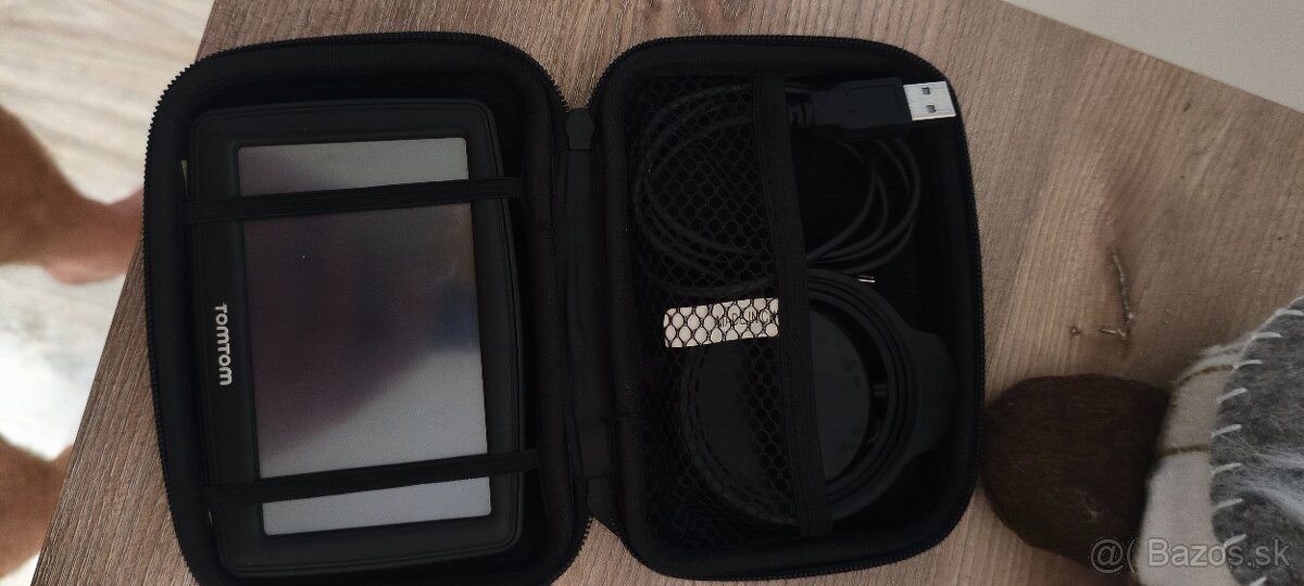 Navigácia TomTom XL - 3