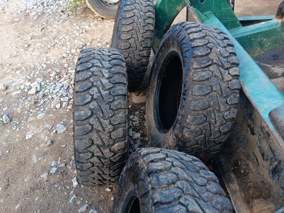 Offroad pneu 245/75r17