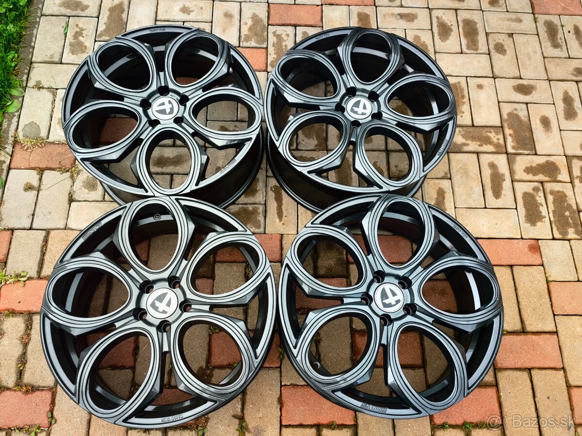 Motec- Audi, A5,A6,Mercedes,Škoda,Volkswagen5x112 r20 - 3