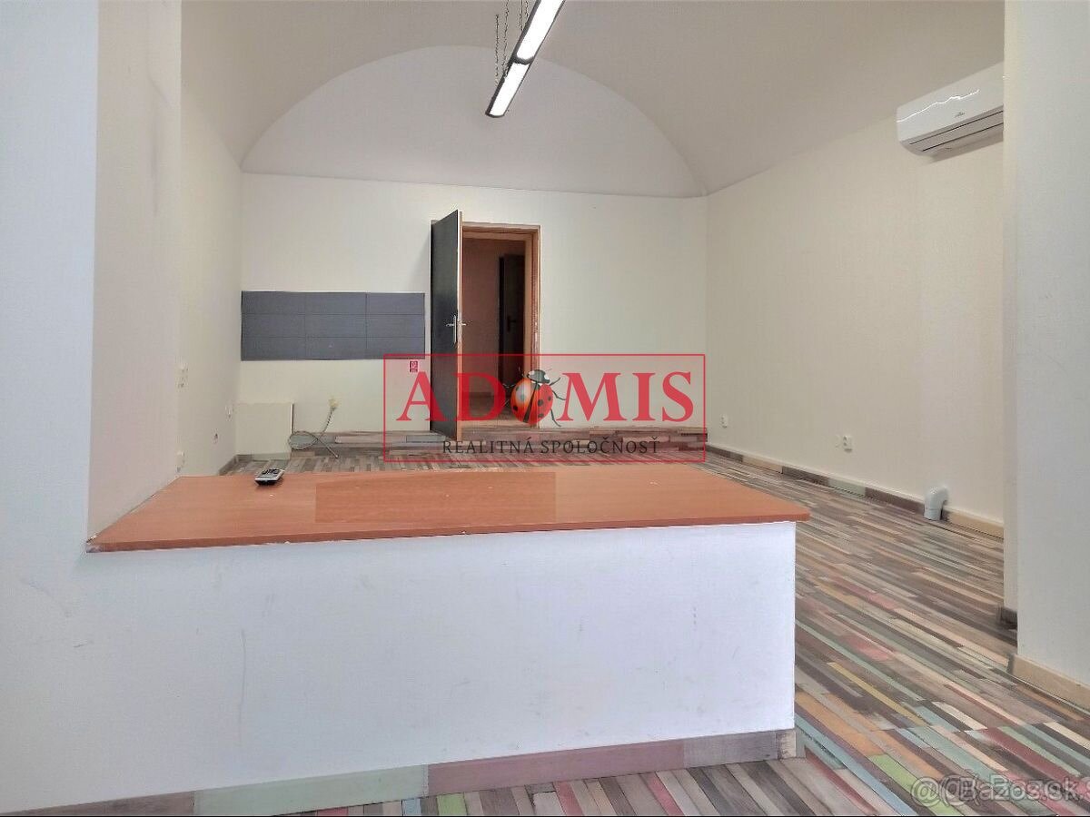 ADOMIS - predáme komerčný priestor 74m2+výklad Alžbetina uli - 3