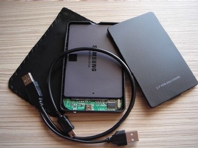 Externý Box ZALMAN pre 2,5" HDD/SSD SATA, USB 2.0 - 3