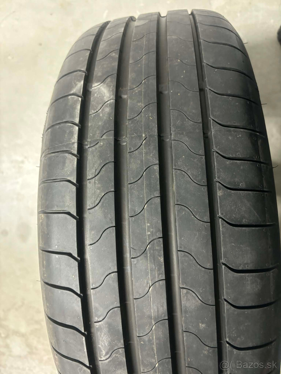 Sada lentých pneumatík a diskov TOYOTA C-HR - 3