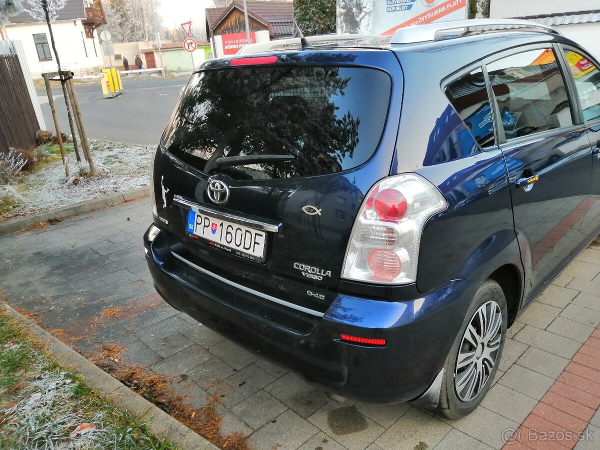 Ťoyota Corola Verso 2.2 DiF - 3