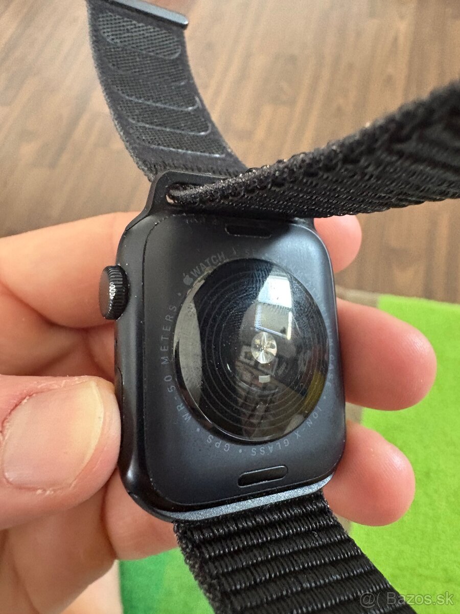 Apple Watch SE 2 gen. 44mm - 3