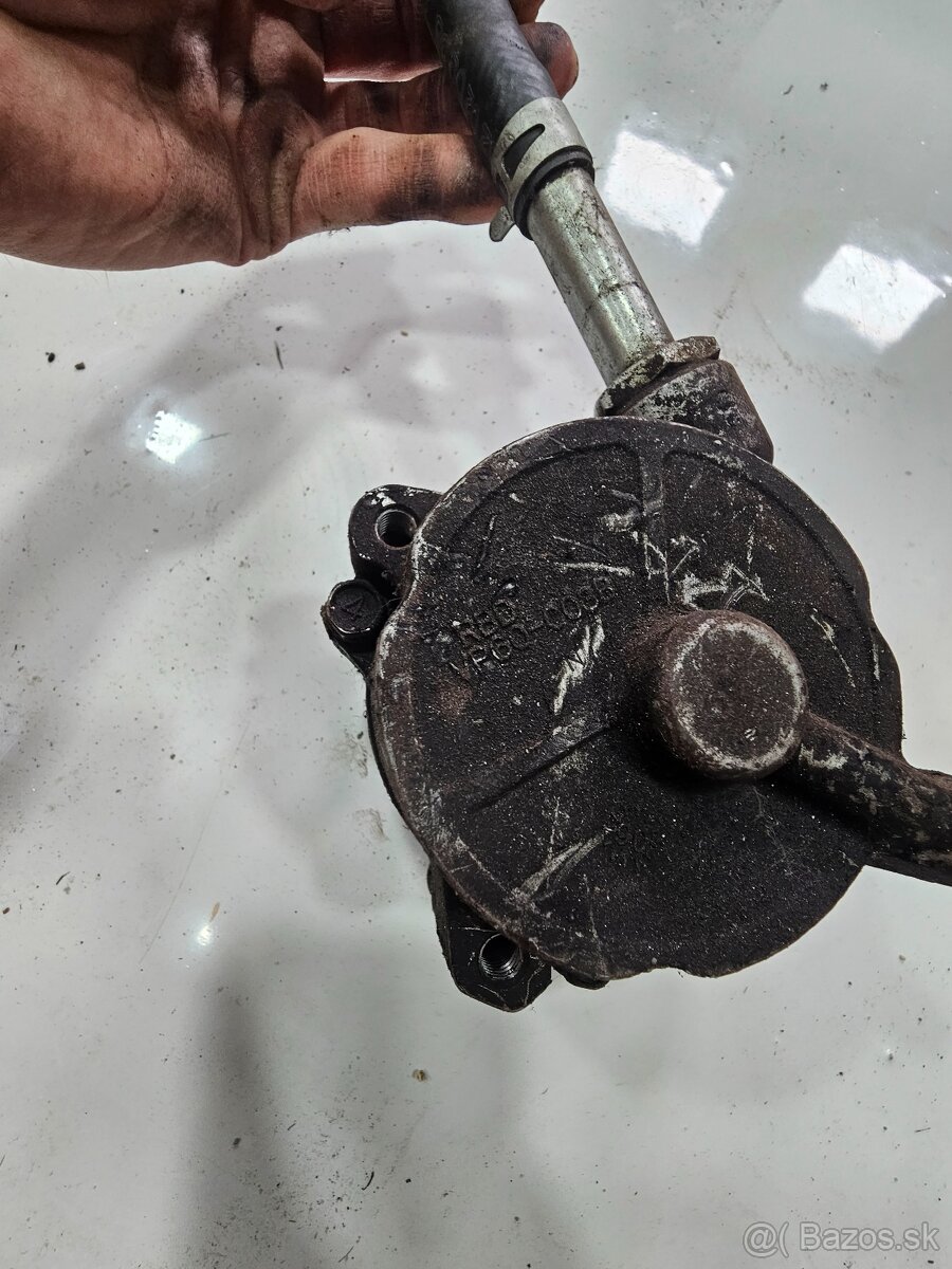 VW T5 vakuovka a servočerpadlo - 3