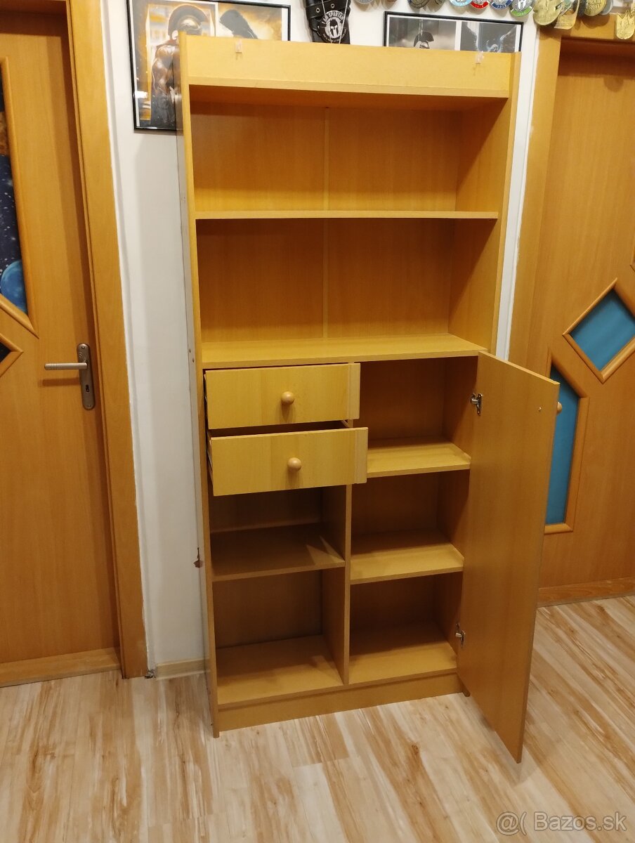 Regálova skrinka buk - 3