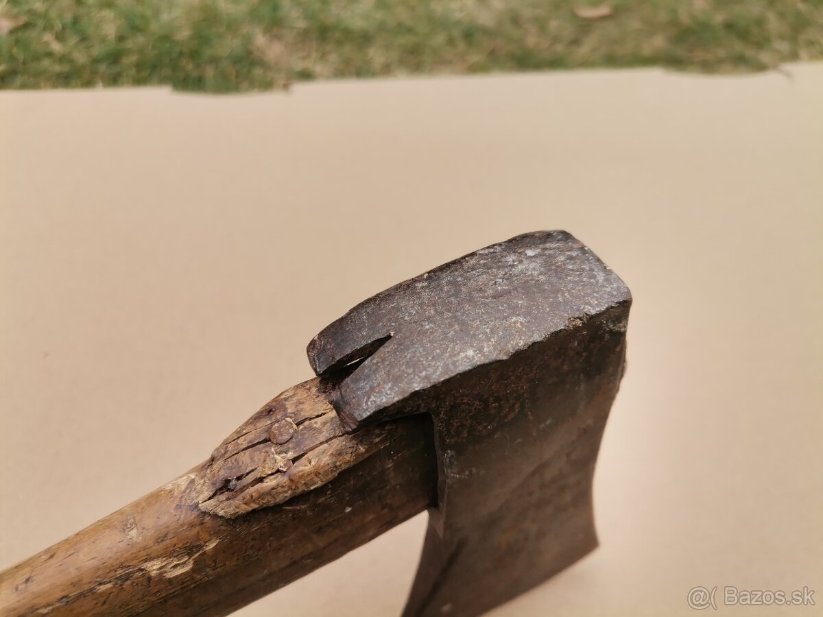 Stará sekera - 3