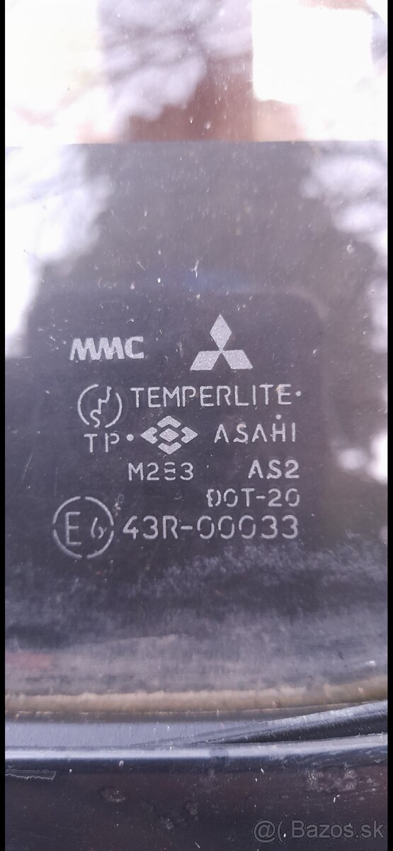 Zadné bočné okno - 3