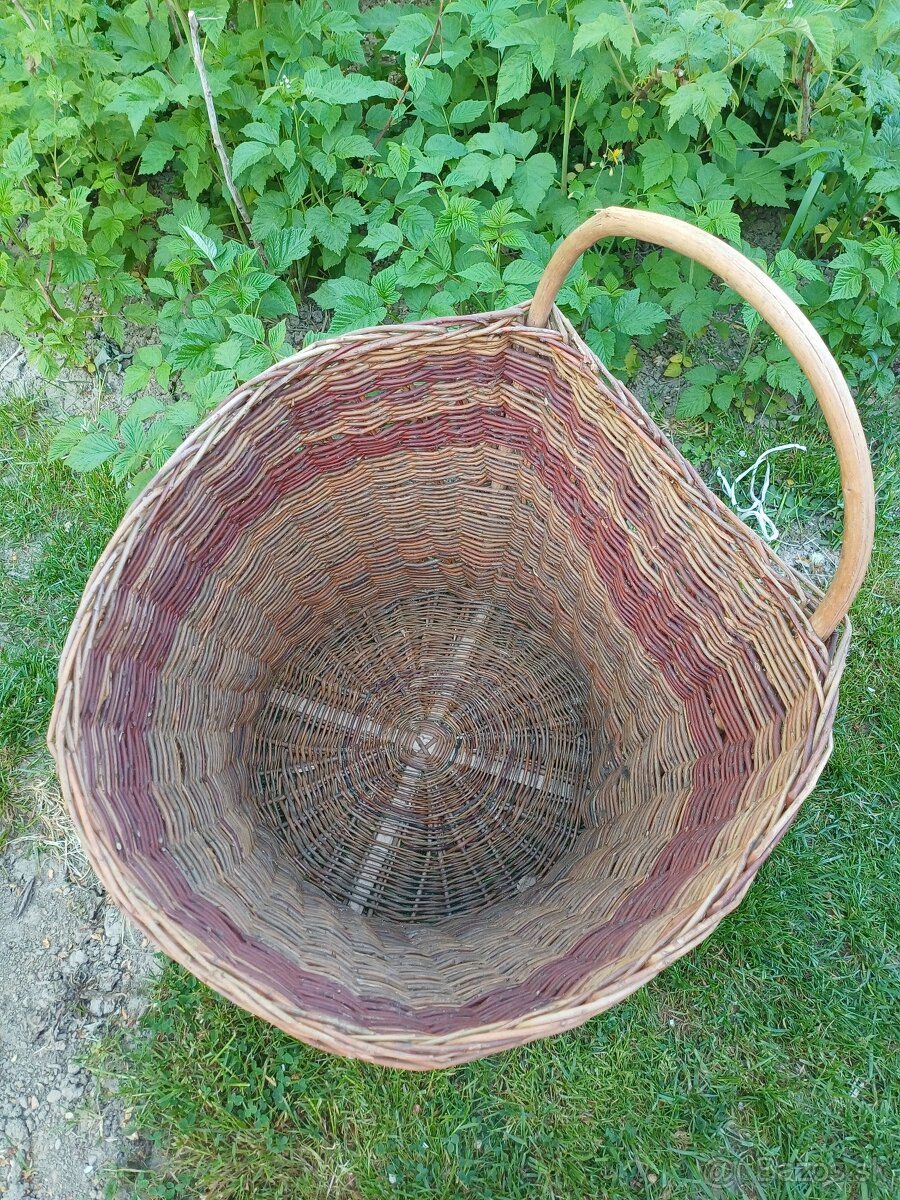 Predám veľký prútený košík. - 3