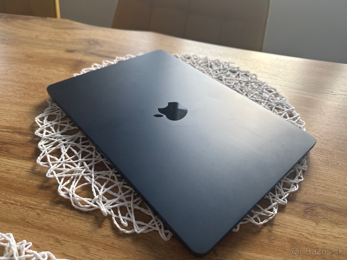 MacBook Air 13" M2 SK 2022 Polnočný - 3