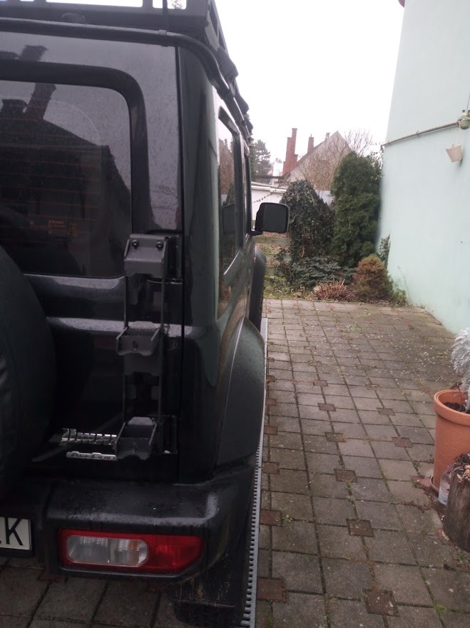 Jimny rebrík na zadné dvere - 3