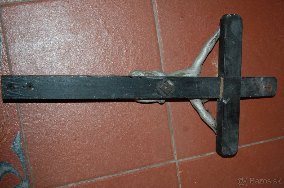 Starý liatinový kríž - 3