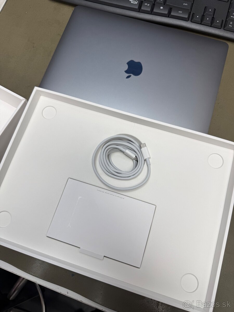 MacBook Air 13" Apple M1 8-core CPU 8-core GPU 8GB 512GB Sp - 3