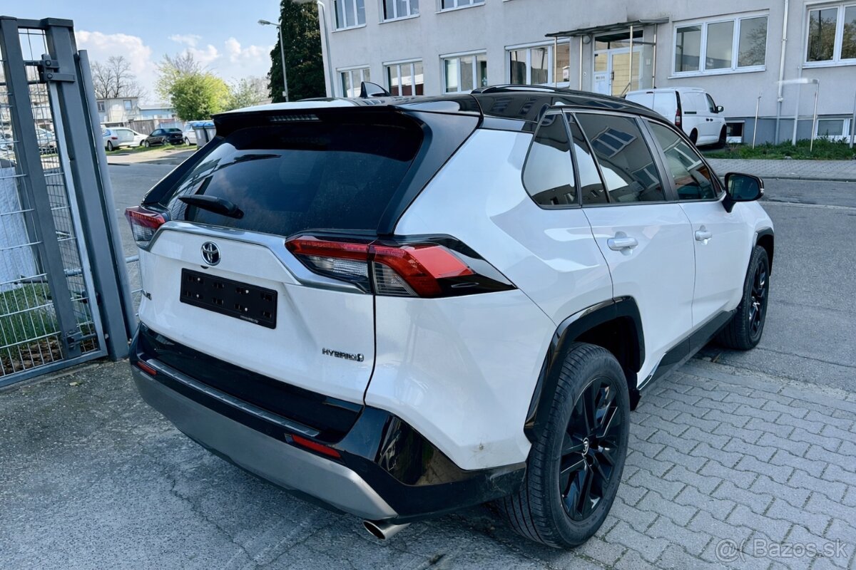 Toyota RAV4 AWD 2.5 benzín HYBRID - 3