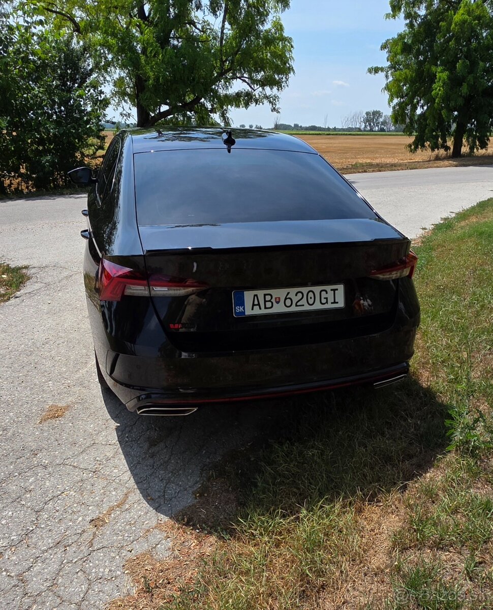 Škoda Octavia RS iV (Plug-in Hybrid) - 3