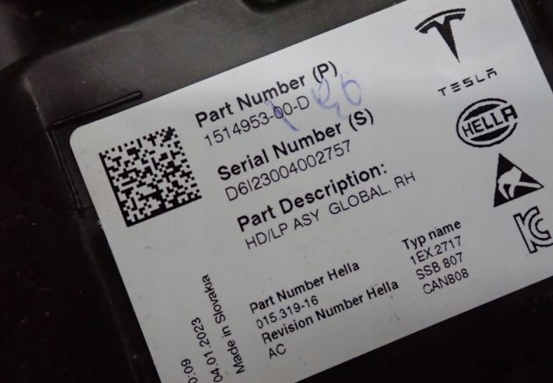 Tesla 3 svetlo full led lift 2020+ - 3