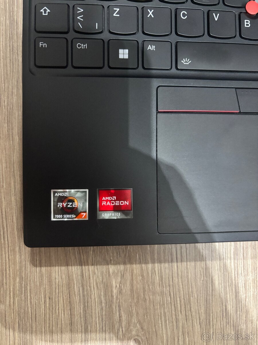 Lenovo ThinkPad E16 Gen 1 / Ryzen 7 / 16GB / 1TB SSD / Win 1 - 3