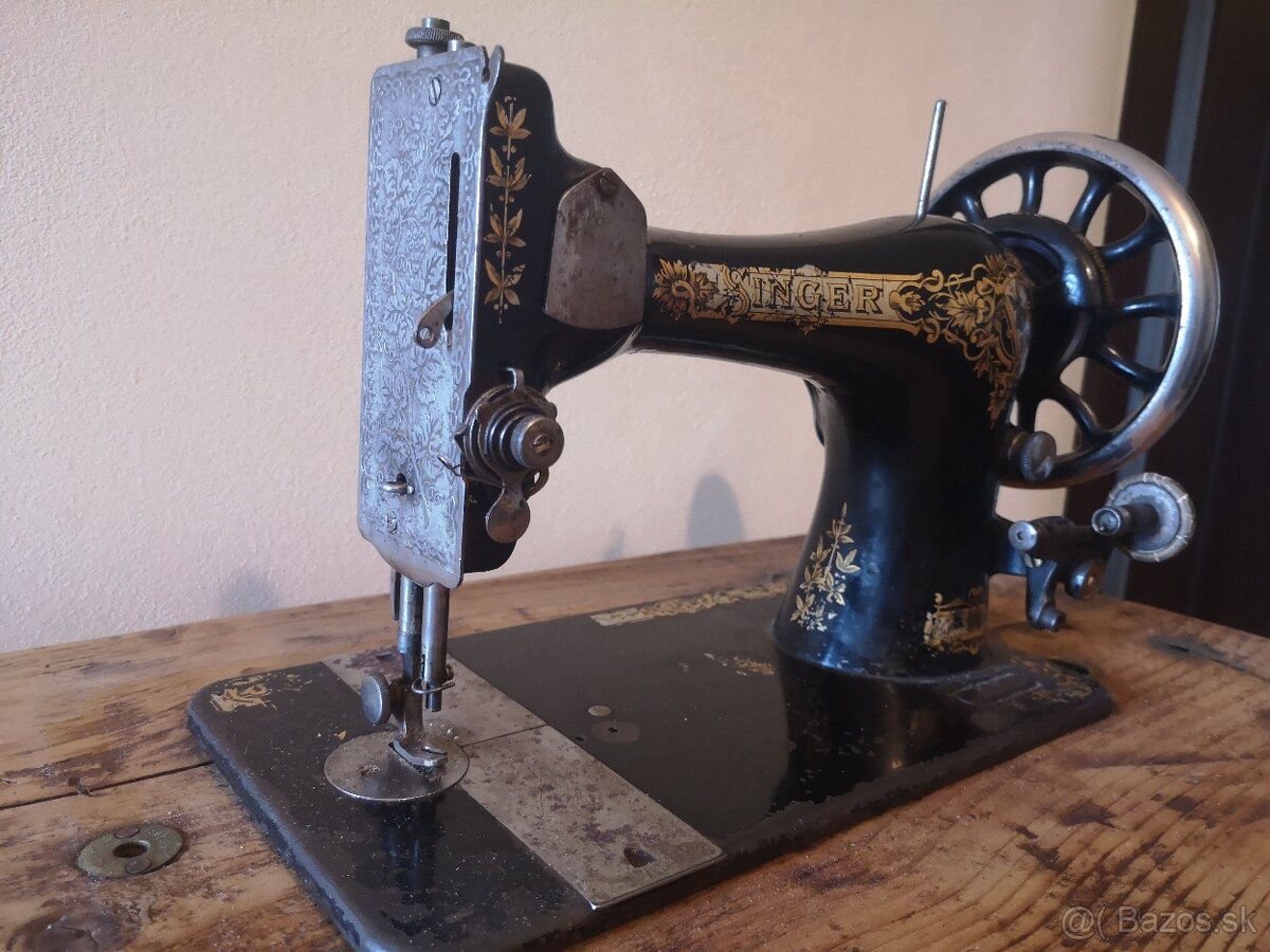 SINGER stroj, stolík - 3