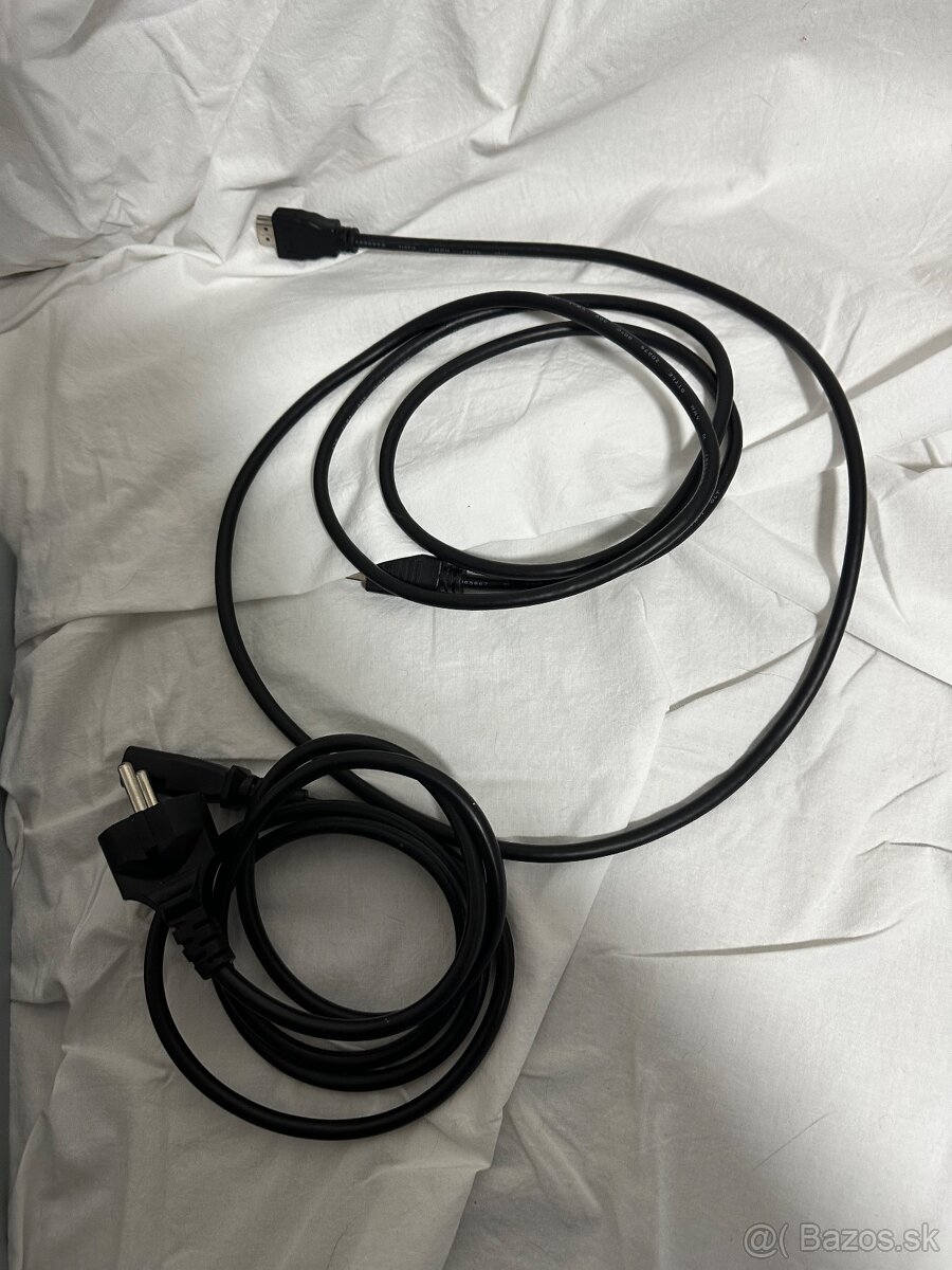 Predám PS 4 pro - 3