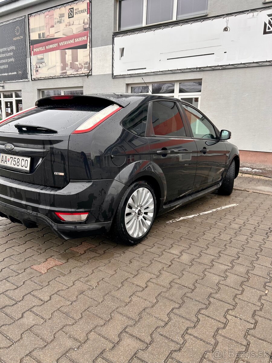 Ford Focus mk2 - 3