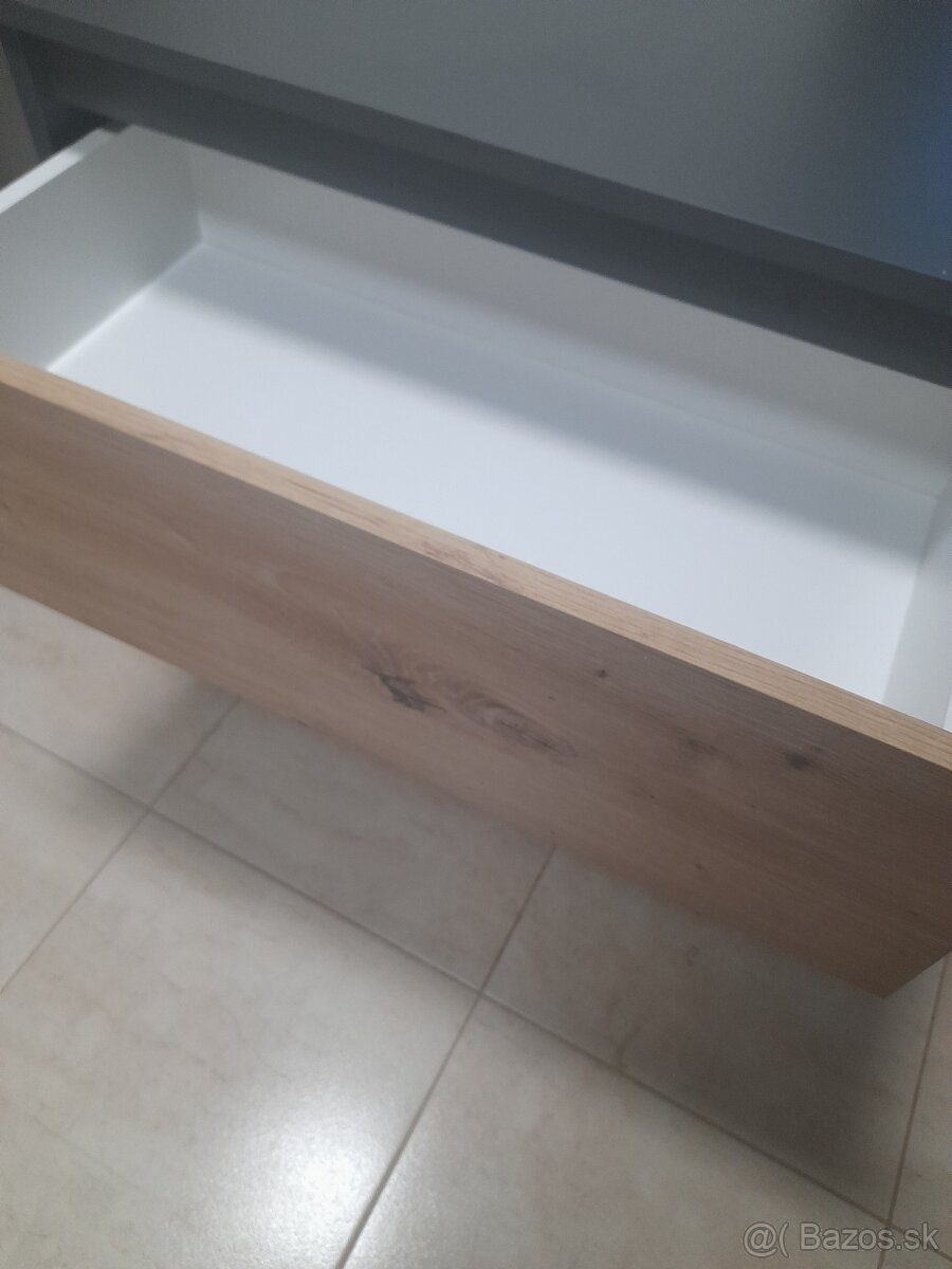 Predam komodu novu rozbalena 24.12.25. - 3