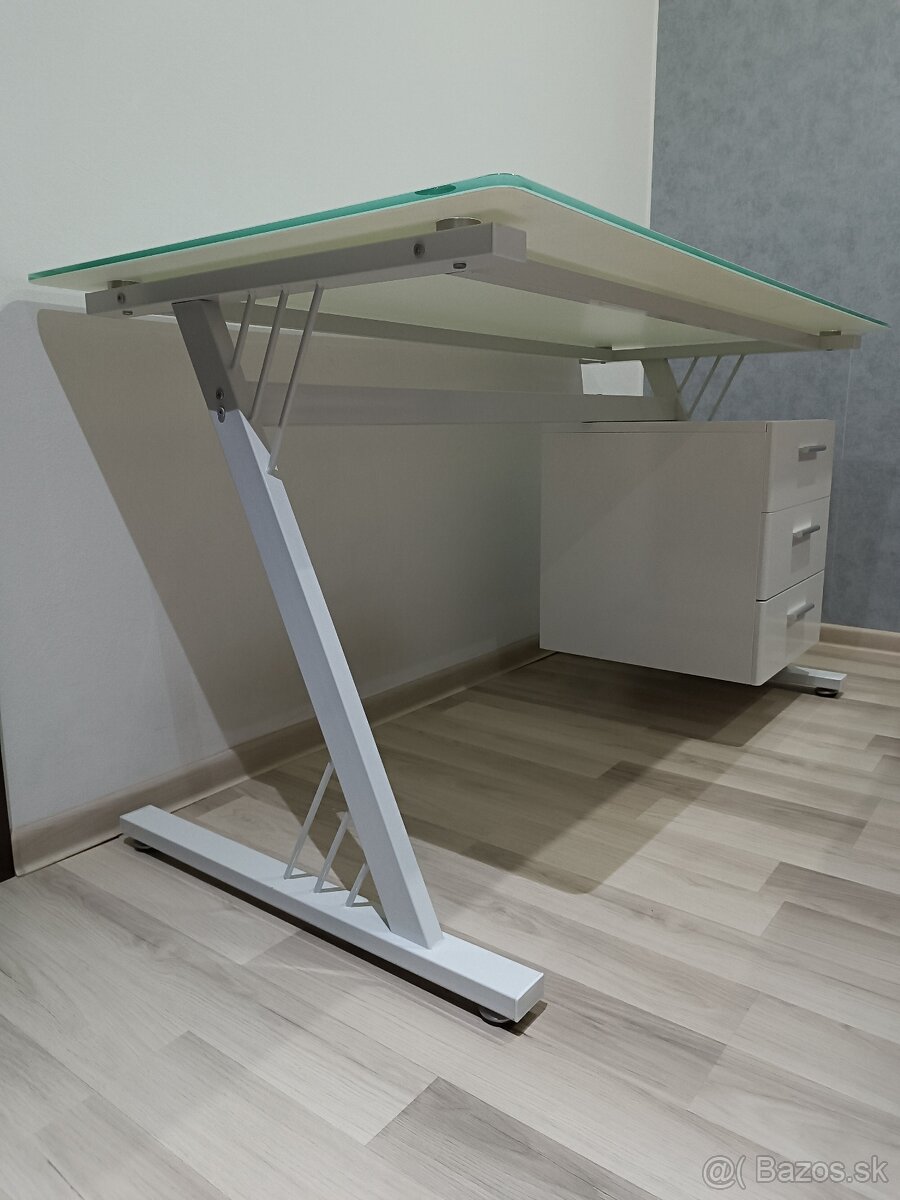 Kancelársky sklenený stôl - 3