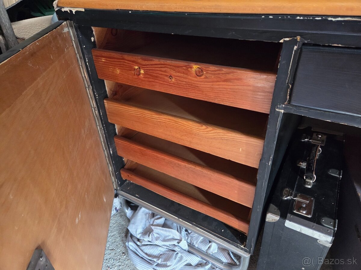 Písací chrómový stôl - 3