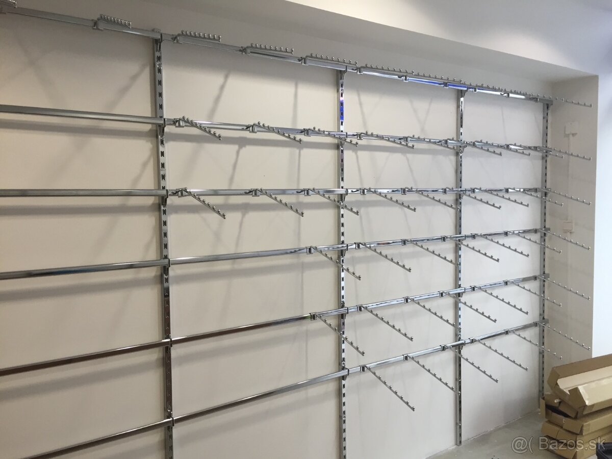 Predajný závesný systém do predajne (odevy, obuv) - 3