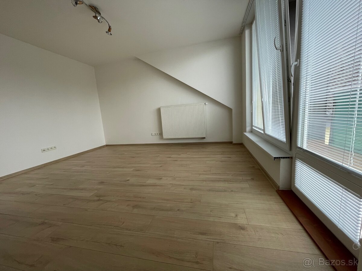 1izb. byt nová rekonštrukcia, balkón, ul.Zimná - 3