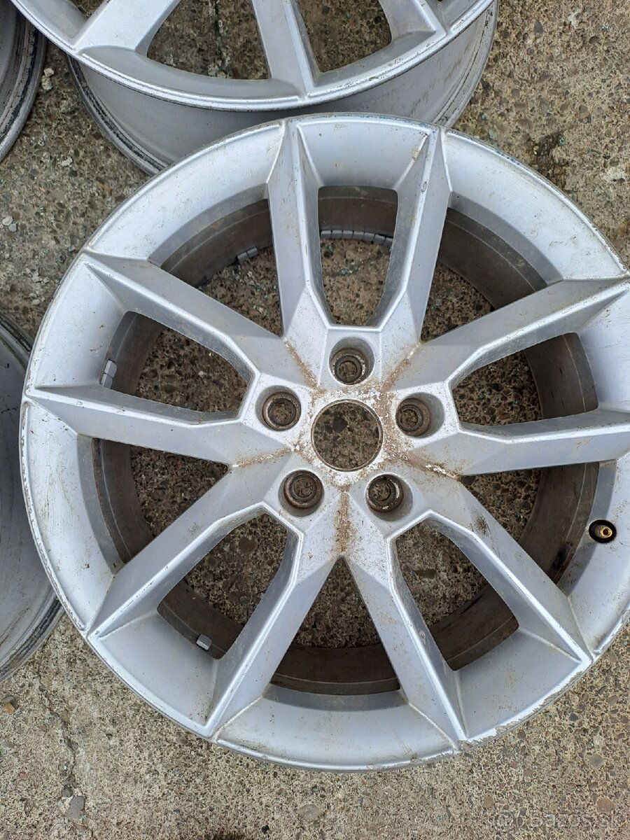 5x112 R18 Škoda Gemini RS - 3