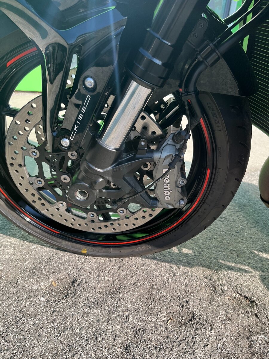 Kawasaki Z H2 - 3