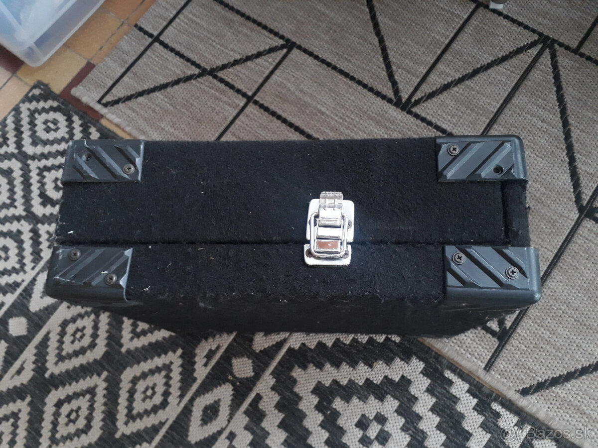 Case, kufre retro na repas - 3