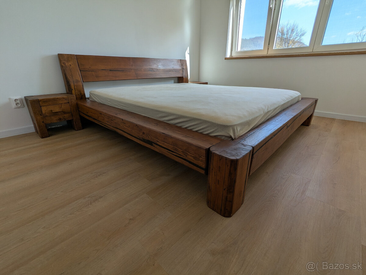 Manželská postel zo starých trámov - 3