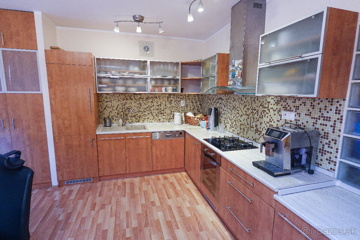 Predaj 3 izbový byt, Rezedová ul, Ružinov, Bratislava II - 3