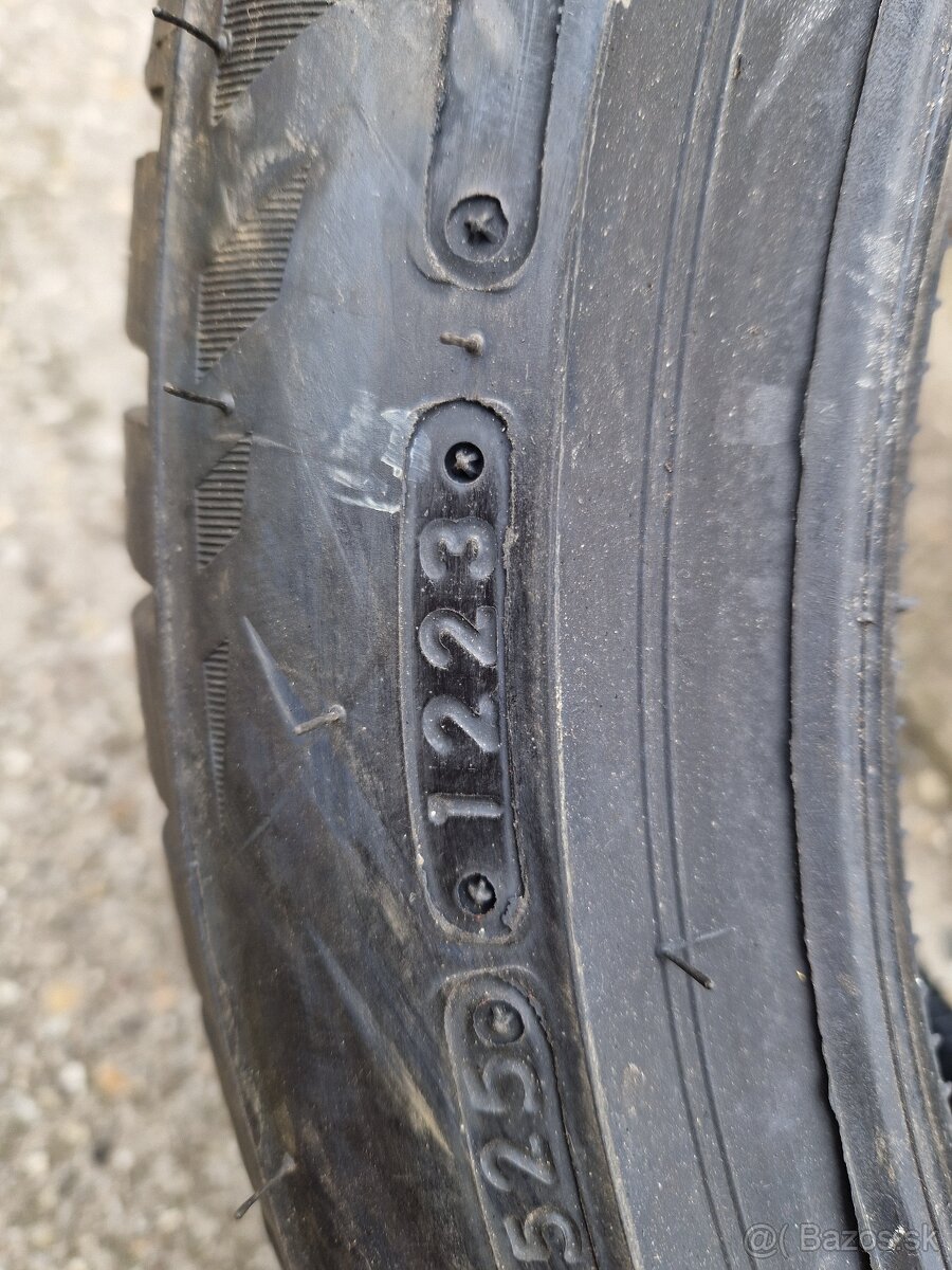 Bridgestone weather control 225/45 r17 - 3