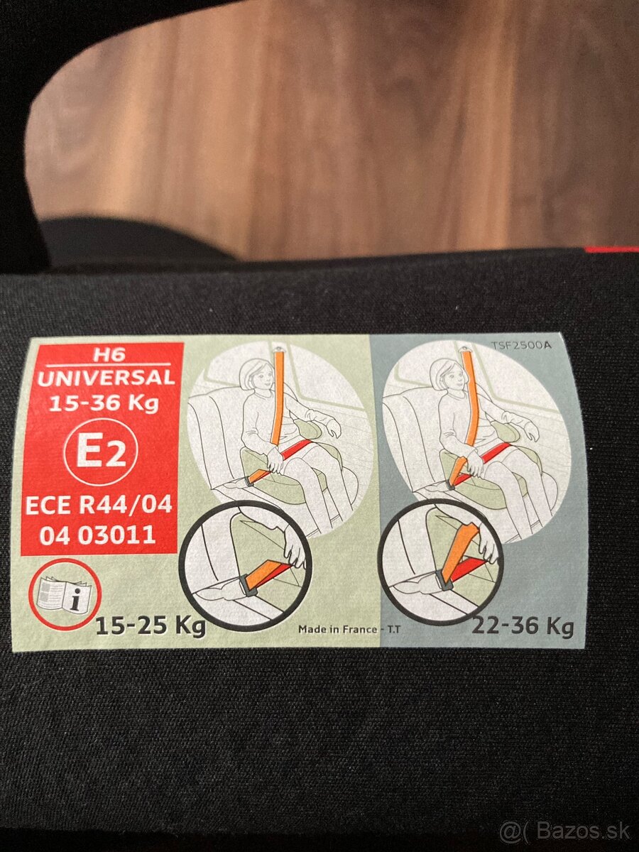 Predám detsky podsedak do auta 15-36 kg - 3