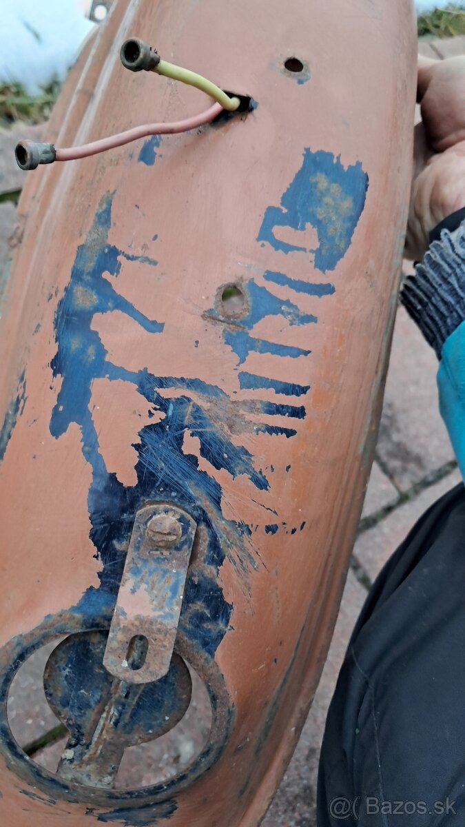 Zadný blatník panelka - 3