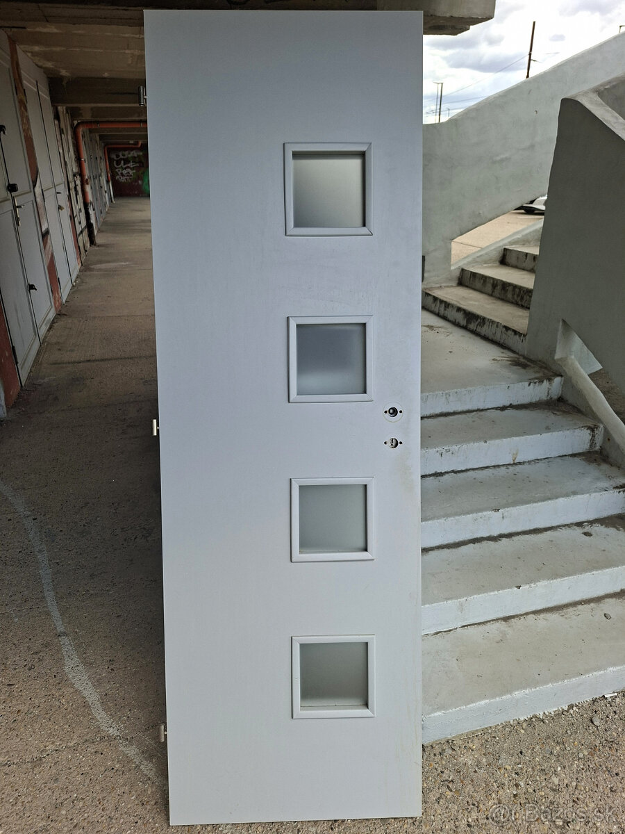 Predám použité interiérové dvere 2ks - 3
