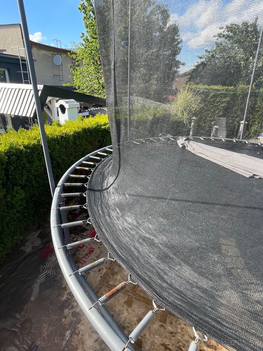 Trampolína - 3