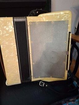 Akordeon Hohner 80 basový - 3