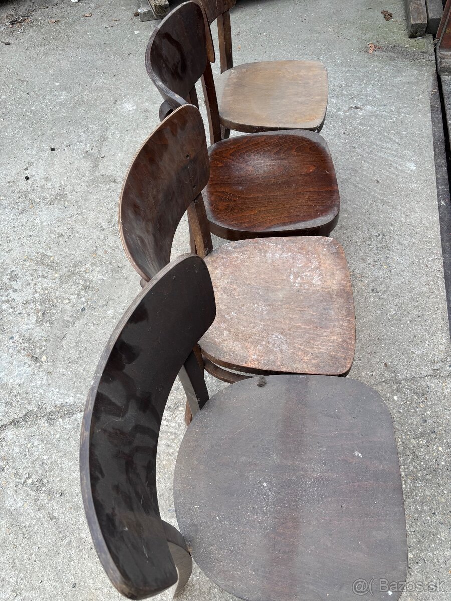 Predám staré drevé stolicky - 3