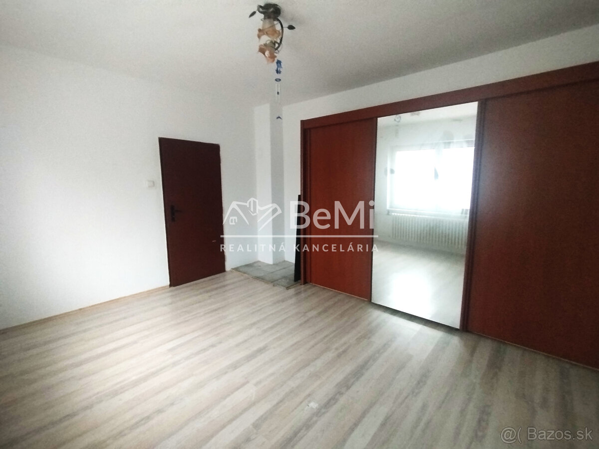 039-12-PAMAa Rodinný dom v obci Golianovo s potenciálom - 3