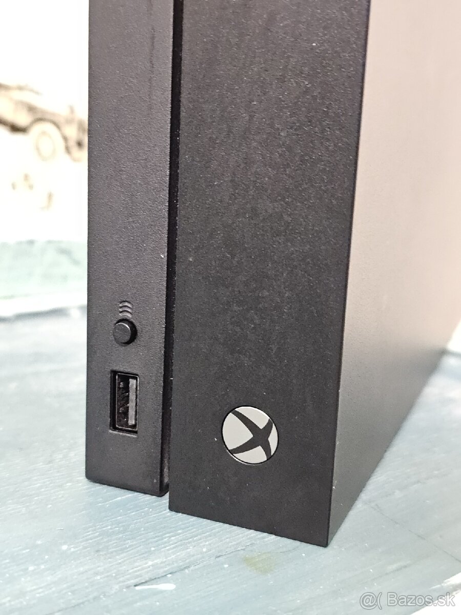 XBOX ONE X - na diely error 100 101 - 3