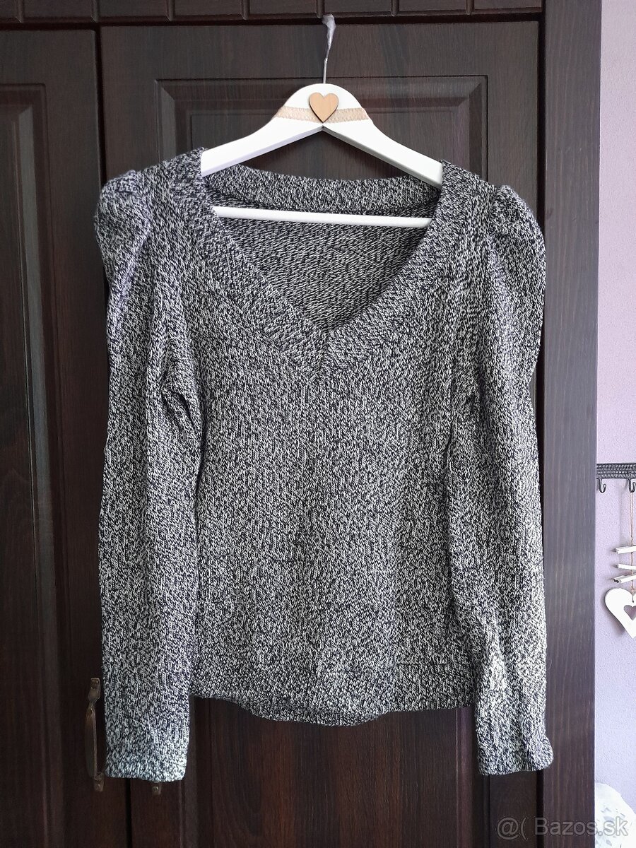 Svetre dámske - 3