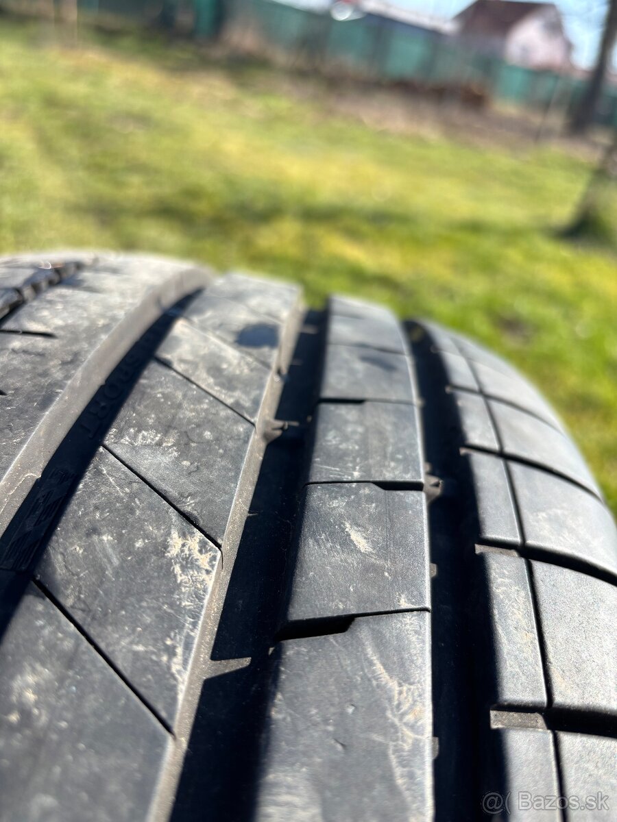 225/45 R18 audi s4 - 3