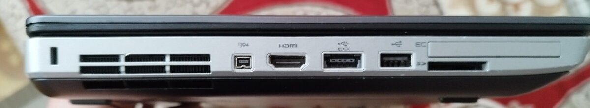 Dell Latitude E5520 - 3